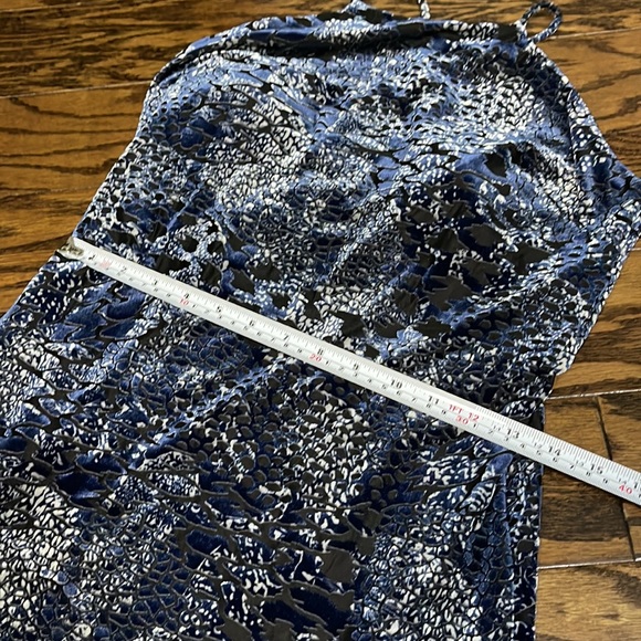 Guess Halter Dress - Picture 4 of 6